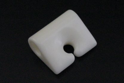 N3x4-A Simple Hook Ceramic Yarn Guide